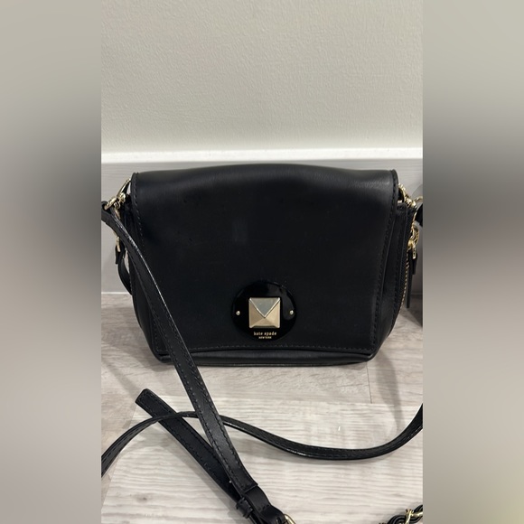 kate spade Handbags - Kate spade black leather side bag